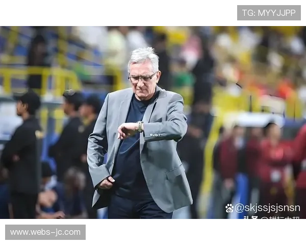 教练团队国际化:多支球队引进外籍教练组,战术理念融合面临挑战